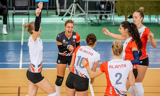 Volleyball professional Kateryna Vasylieva cheering