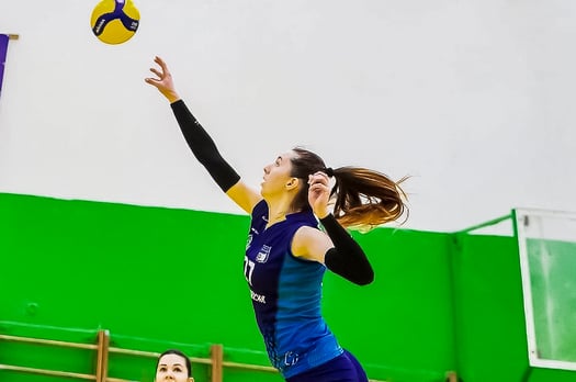 volleynetwork international - athletes - action picture - volleyball professional anastasiia petrychenko attacking